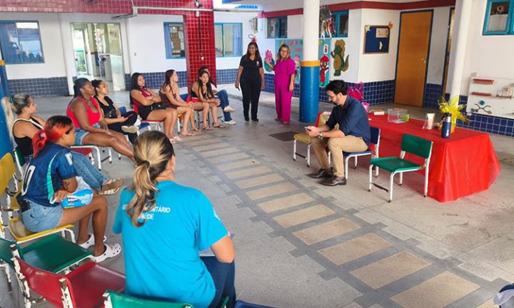 Ação do Programa Saúde na Escola em unidade de ensino de Itanhaém — Divulgação/Prefeitura de Itanhaém